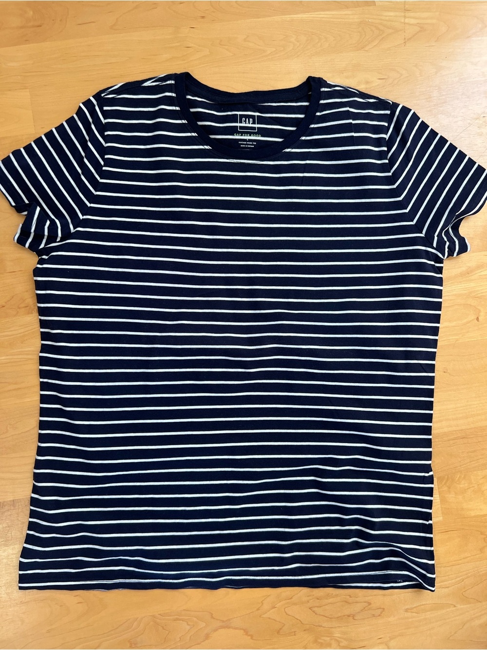 GAP women’s Cotton Navy & White Striped Short Sleeve Tee